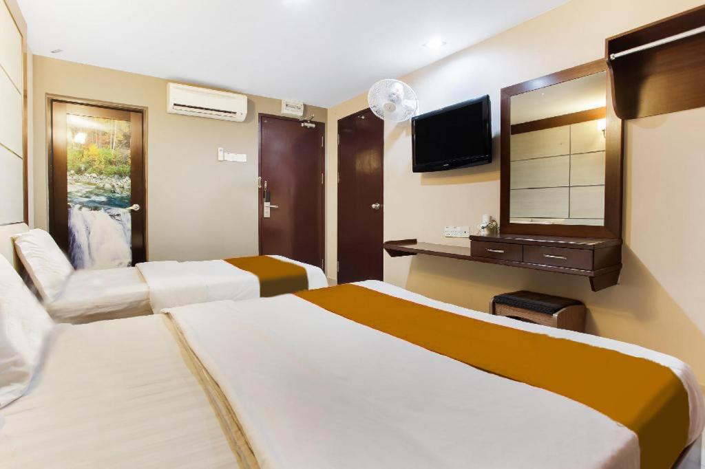 Sejati Hotel Sitiawan Extérieur photo